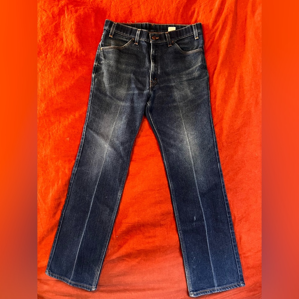 Orange tab Levi’s
